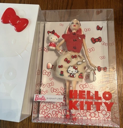 Mattel 💜 HELLO KITTY 💜 Barbie Doll 2017 NRFB