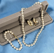 VTG 1950-60's, Faux 8mm Pearl Set, 18" Necklace, 7" Bracelet,  Earrings, w/Case