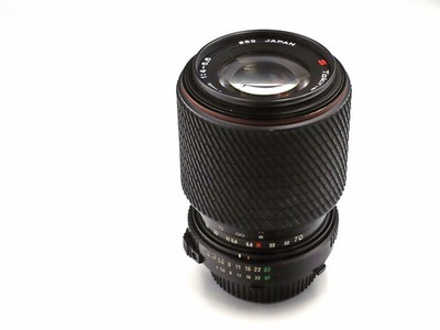 Tokina Zoom Objektiv SD 4-5.6 / 70-210 mm MF für Minolta MD Mount - defekt !