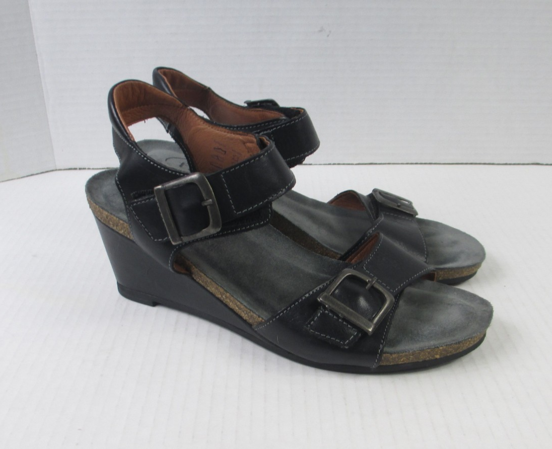 APL Taos Footwear sandali donna neri in pelle con fibbia EU 38 US taglia 7 7 5.