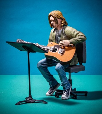 NECA Kurt Cobain MTV Unplugged 2006 Figure Complete Nirvana No Box Rare