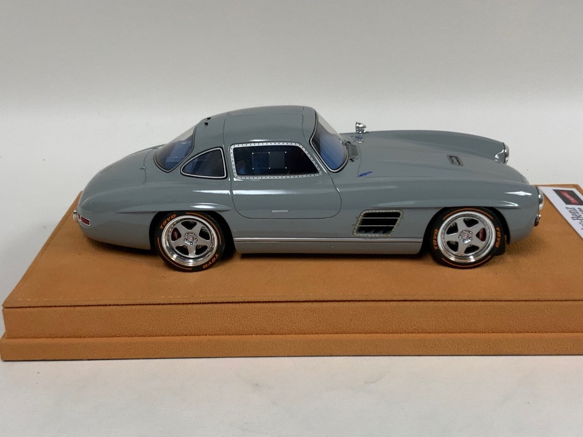 1/18 GTスピリット　　　S-クラブ　メルセデスガルウイング 1/18 GT Spirit Mercedes Benz 300 SL ( W198 ) Gullwing S-Klub Grey