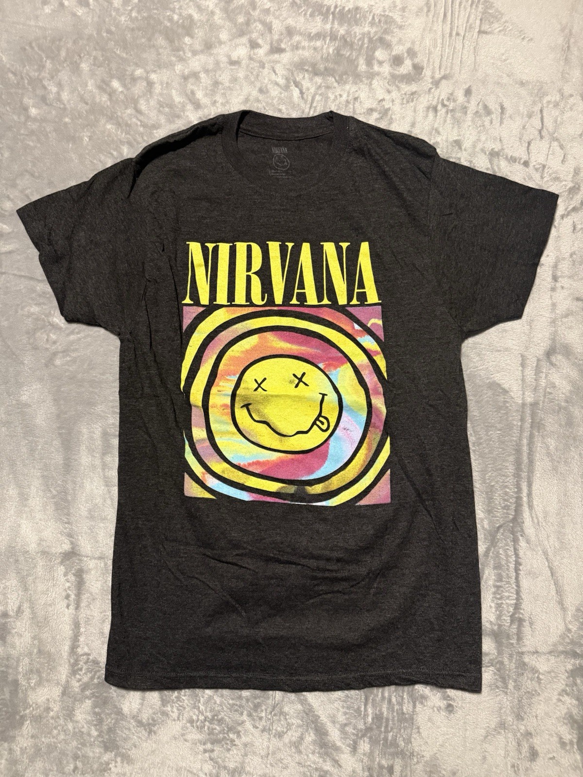 Nirvana Rock Band Gray T-Shirt in Large Size - Classic Grunge Style
