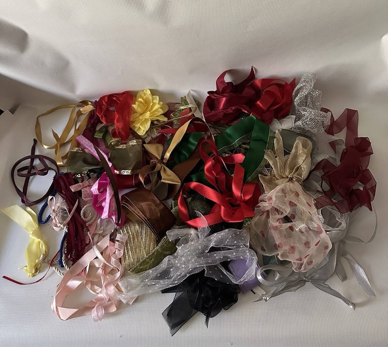 Bag of Assorted Sizes Vintage Bows Ribbons From Given Gifts ￼