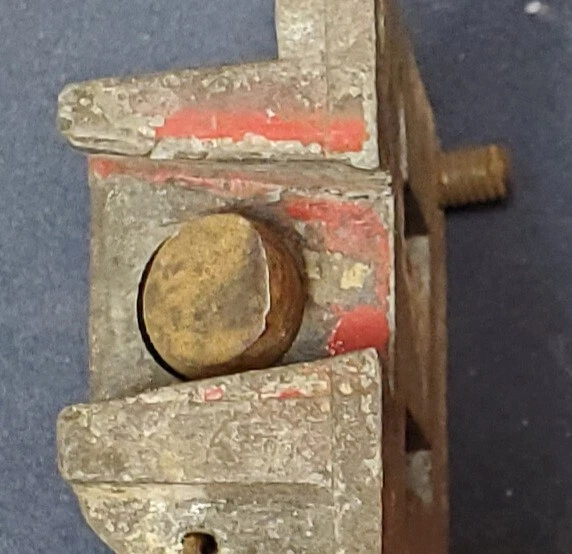 Austin Healey 100/6 BN1 BN2 - Pestillo de puerta derecho - 14B1713U Foto 2 de 4