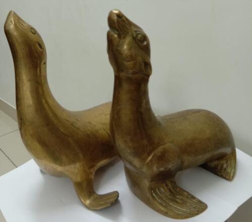 Vintage Old Brass Pair of Animal Seal Pinnipeds Marine Mammals Rare Collectible - Picture 1 of 10