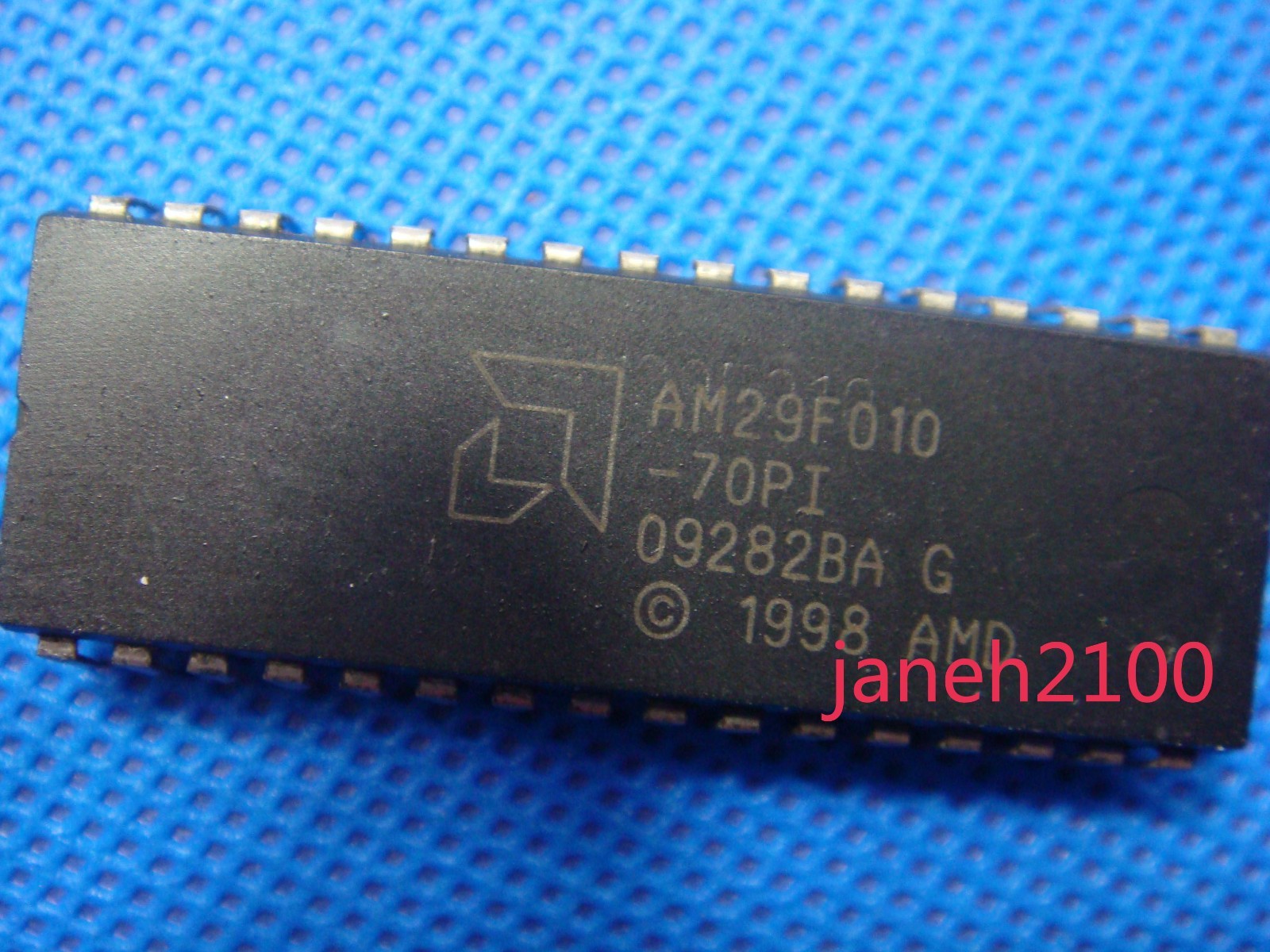 1 Stück IC AM29F010-70PC AM29F010-70PI DIP32 NEU GUTE QUALITÄT