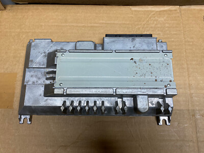 2018-2020 VOLKSWAGEN ARTEON RADIO SPEAKER AMPLIFIER 3Q0035465 OEM 