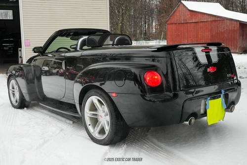 2004 Chevrolet SSR LS - Picture 6 of 12
