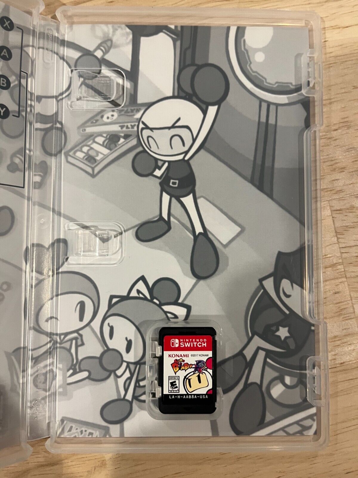 A look at the final case and cartridge for Super Bomberman R