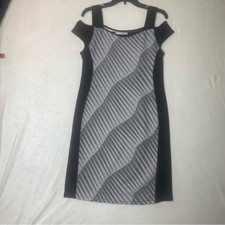 Viccio Barcelona Black/White Cold Shoulder Dress