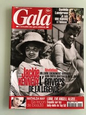 Gala n°441 ★ Novembre 2001 ★ Jackie Kennedy ★ Les lolitas du Top 50 ★ Lorie ★