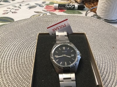 pulsar mens sports watch