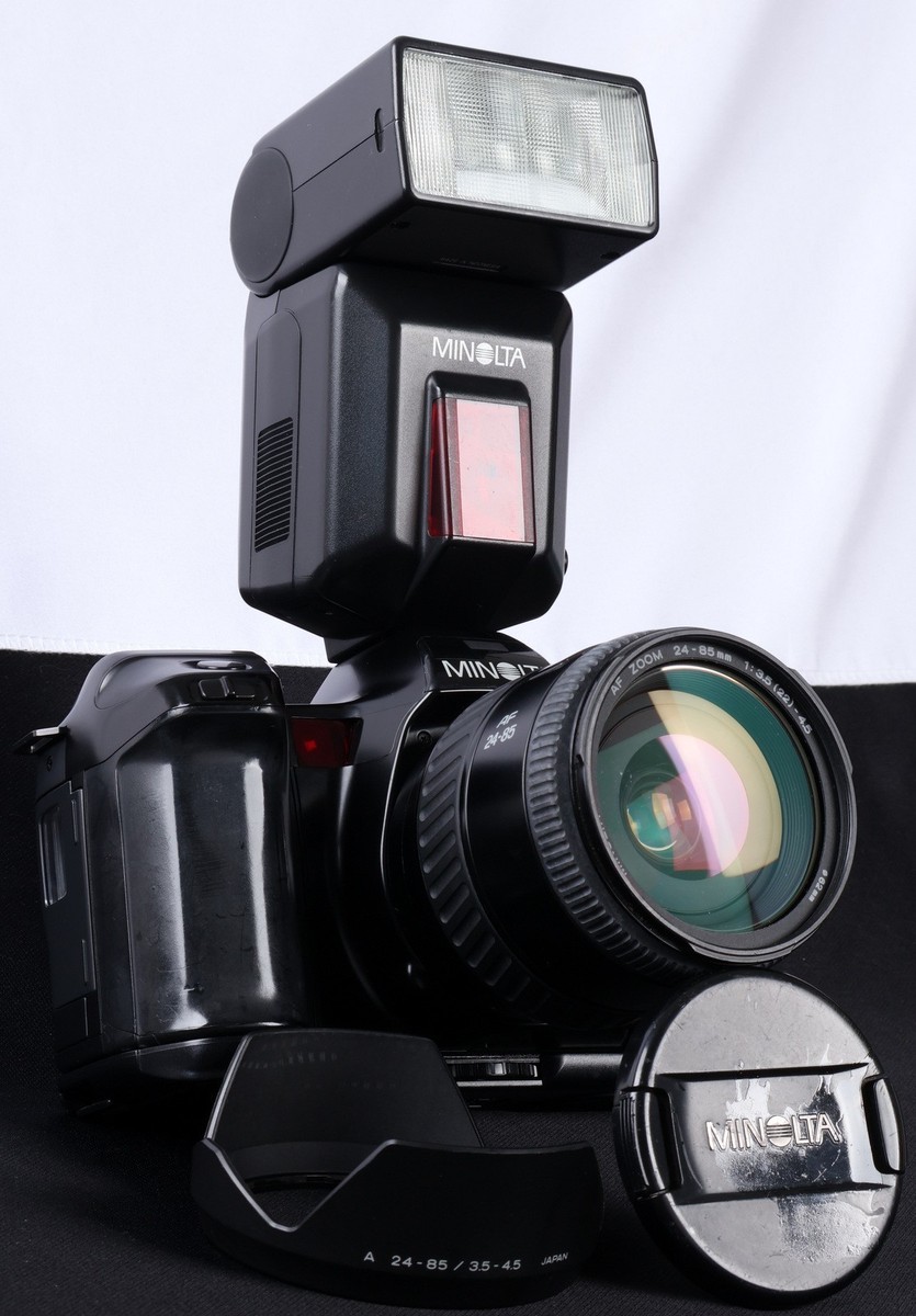 Minolta Alpha 7700i QD 35mm Film AF SLR c/w AF Zoom 24-85mm Lens