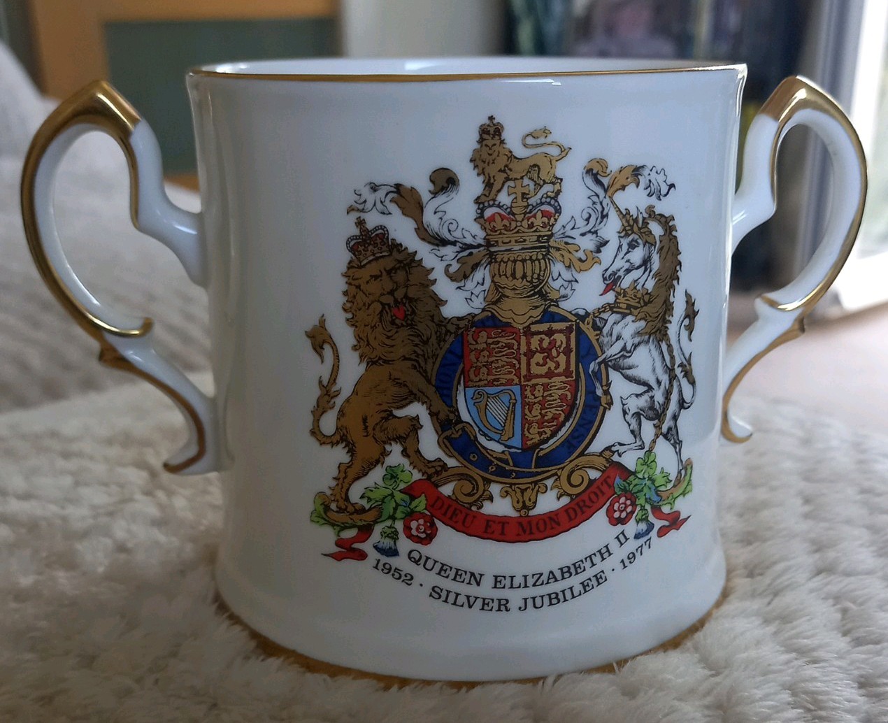Vintage Royal Stafford Queen Elizabeth II Silver Jubilee Two Handled Loving Cup