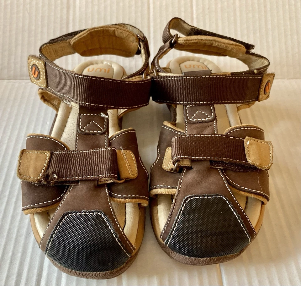 Sandalias Umi Jakarta Niños Talla 1 Cierre Gancho y Lazos Cuero Marrón Foto 2 de 4