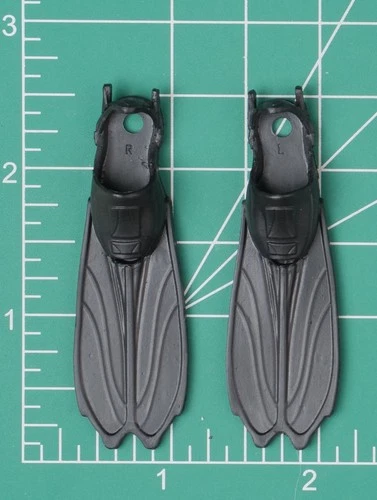 G.I.Joe Classified Series Retro Card Cobra EEL Dive Fins 6" 1/12 Fodder