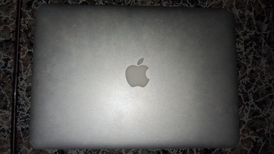 Apple MacBook Air 13" 2017 · i5 · 8GB · 128GB, foto 4 de 5