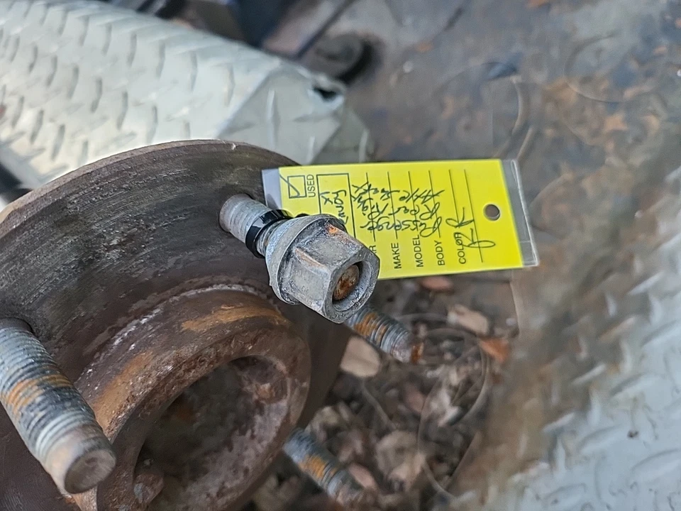 Правый задний вал пассажирской оси колесо 4,2 л 17 дюймов подходит для 02–09 GMC ENVOY - Изображение 3 из 4