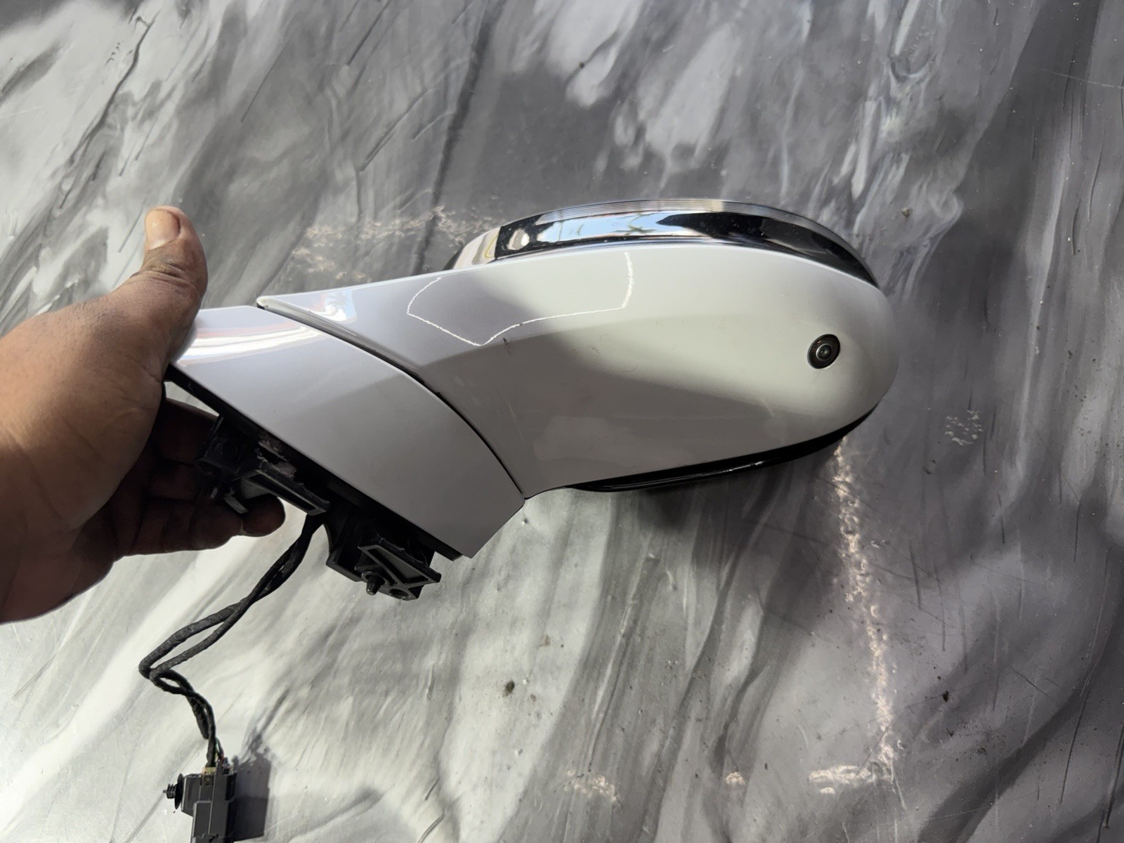 BMW i8 2019 Front Left Side mirror White