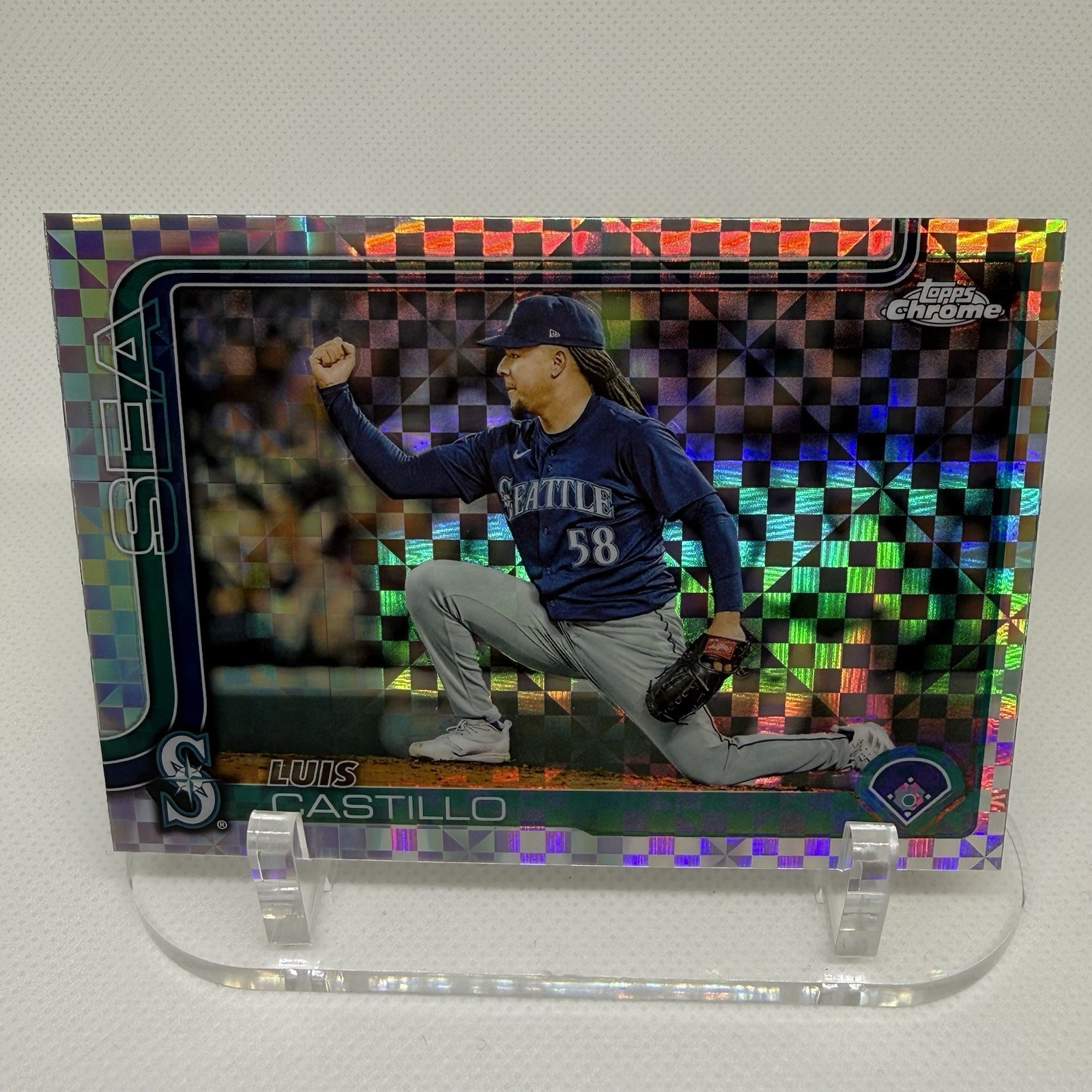2025 Topps Chrome #69 Luis Castillo X-Fractors Seattle Mariners