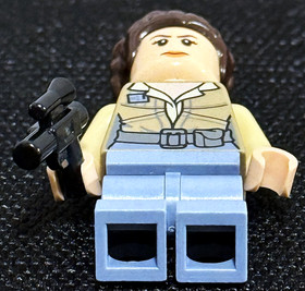 LEGO STAR WARS ENDOR PRINCESS LEIA MINIFIGURE 75094 SW0643 W/BLASTER / NO CAPE