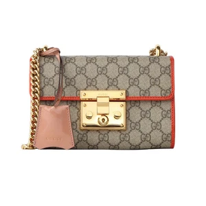 Petit sac à bandoulière Gucci GG Supreme cadenas 409487 121184144
