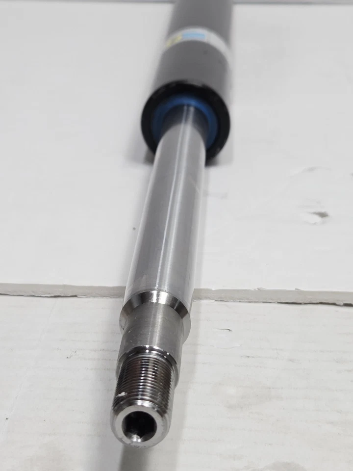 Bilstein 21-030543 B4 OE Replacement Front Strut for 88-92 Volvo 740 / 91-95 940 Foto 2 de 4