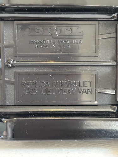 ERTL Chevy 1923 Postal Truck Die Cast 1:25 Scale Metal Bank Made in USA No 5 - Picture 21 of 22