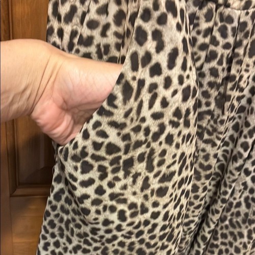 Torrid 2X Übergröße Sommerkleid hellbraun Animalprint Spaghettiträger Midi Leopard 18 - Bild 4 von 8