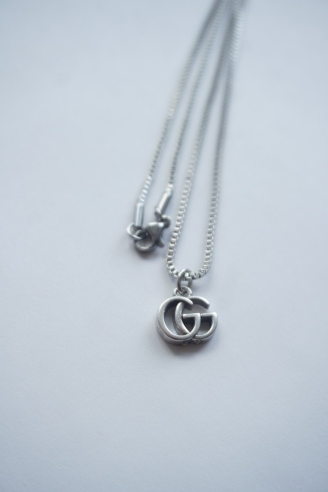 1 Gucci  zipper pull pendant silver logo GG