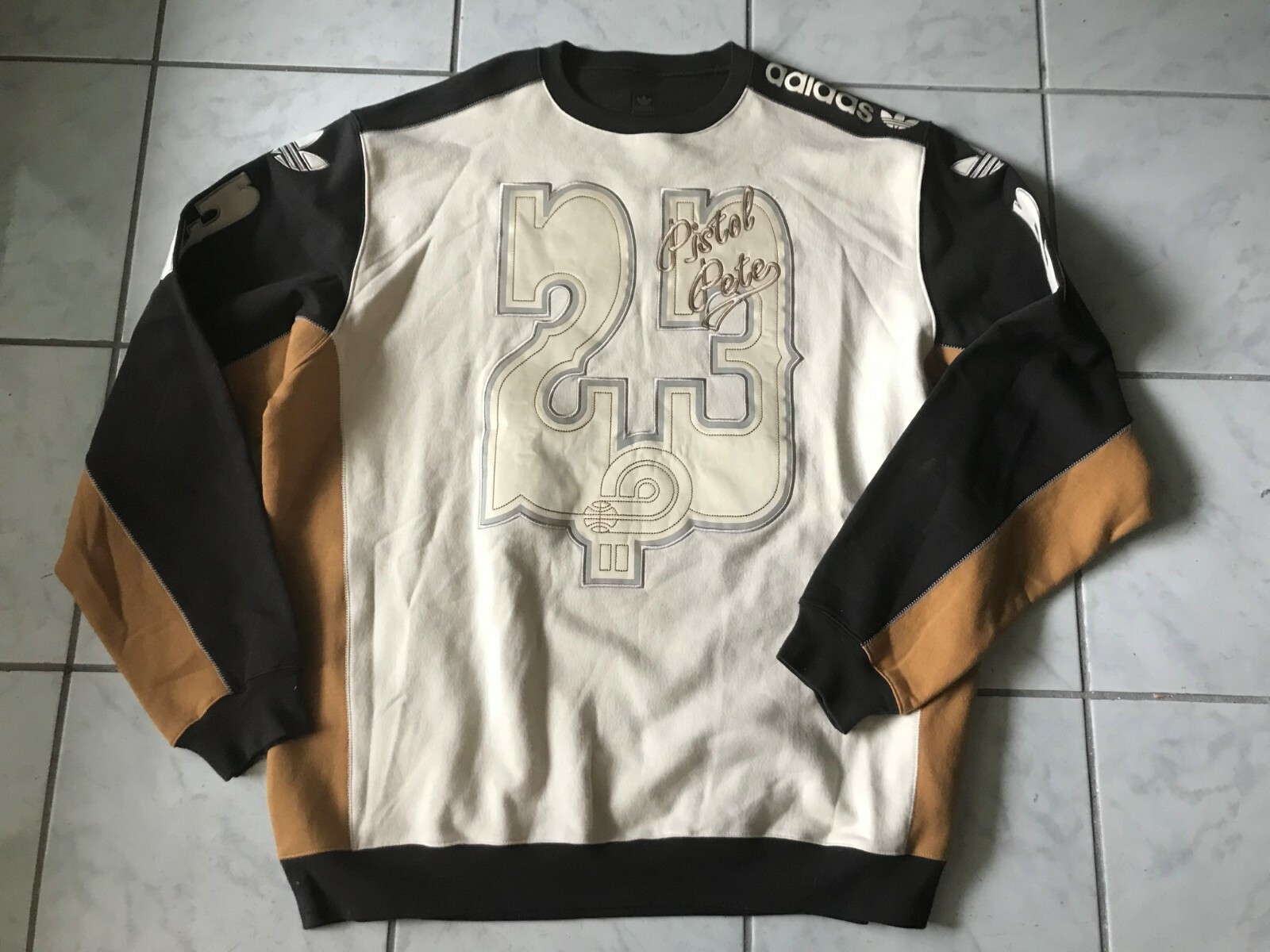 Pistol Crewneck