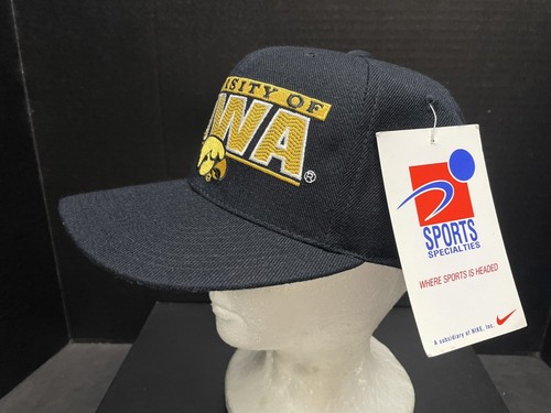 Vintage Iowa Hawkeyes Plain Logo Snapback Hat Sports Specialties Black - NWT - Picture 4 of 15
