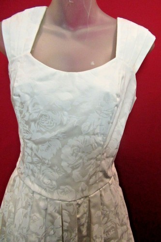 LAURA ASHLEY Stunning White Floral Embossed Vintage Wedding Dress w/Jacket Sz 8 - Picture 4 of 8