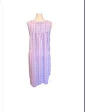 VTG Character Gown pink Lace Trim Embroidered Roses Size M cottagecore grannycor