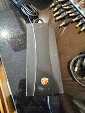 Targus Universal Laptop Charger / Targus Notebook Power Adapter 90W or similar 