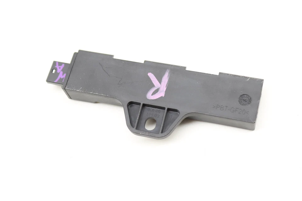 2020–2022 BMW ALPINA B7 — антенна бесключевого доступа Kessy 68832065 - Изображение 2 из 4