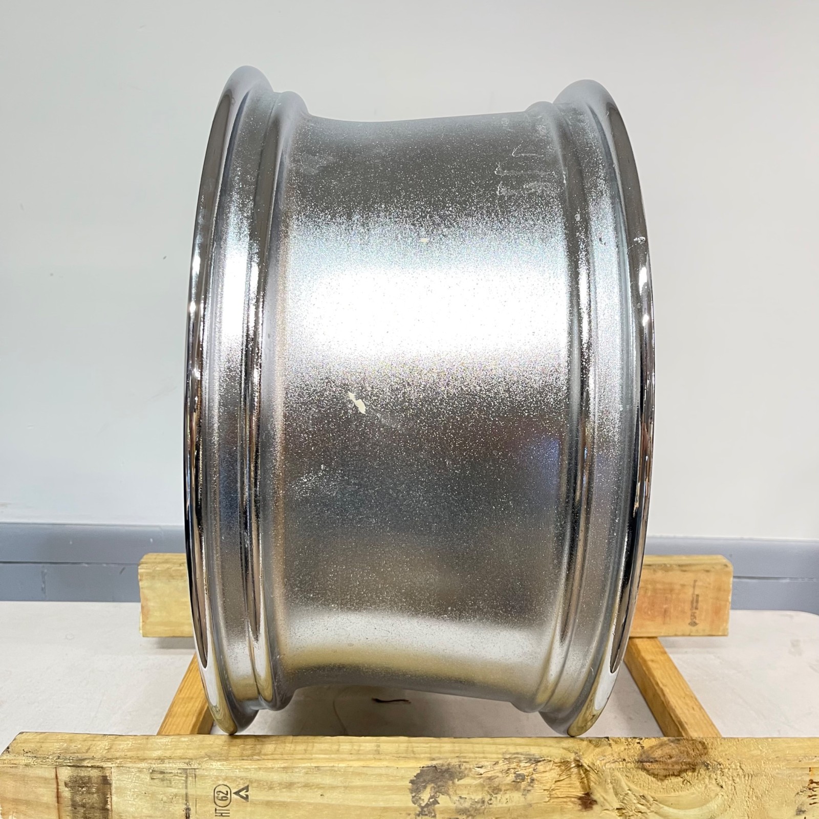 Bentley Continental GT Wheel Chrome P/N 3W0601025DC