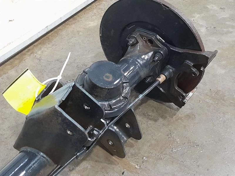 05-10 Jeep Grand Cherokee 8-1/4 conjunto de eixo traseiro relação 3.73 fabricante de equipamento original 52114834AA - Imagem 3 de 4