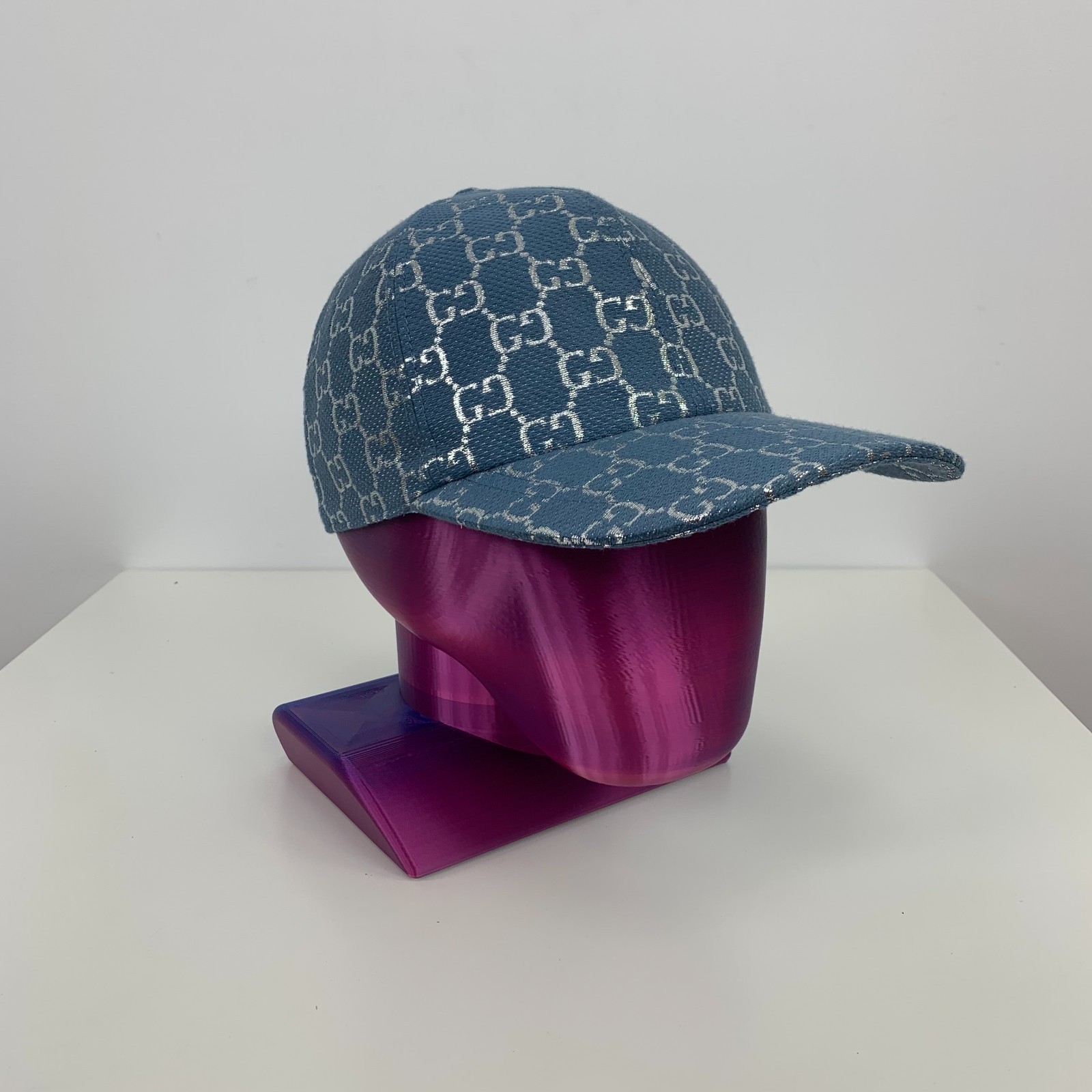 Gorra de béisbol Gucci GG con monograma plateada de lona lamé azul talla M