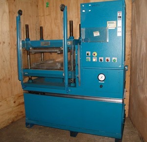 Carver 75 ton 4 post hydraulic press , 7.5hp