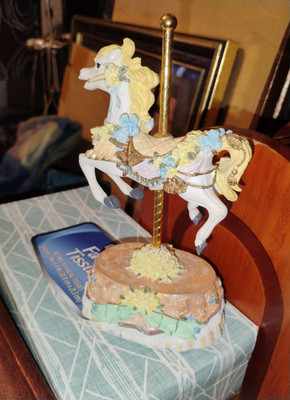 Melodies Carousel Horse Collectors Edition Love Me Tender Resin Figurine