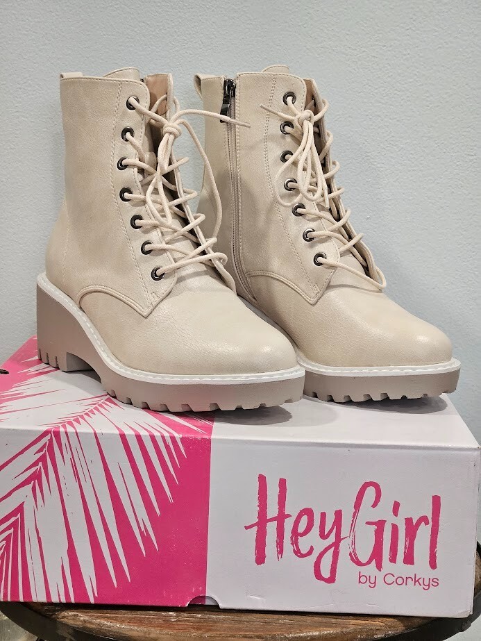Hey Girl by Corkys Size 9 Ghosted Cream Women's Wedge Boots New in Box