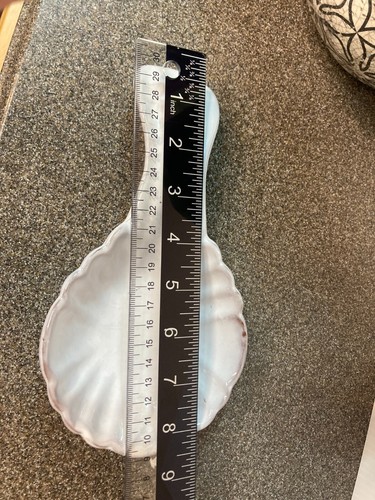 White Glazed Red Ware Pottery Spoon Rest Scalloped - Picture 5 of 6