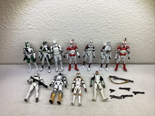 Star Wars MISC. CLONE TROOPERS LOT- X11 action figures with accessories ng5720 - Picture 1 of 5