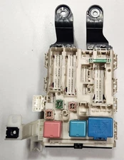 2009 TOYOTA COROLLA 1.8L OEM Interior Cabin Fuse Box Relay Junction 82730-02210