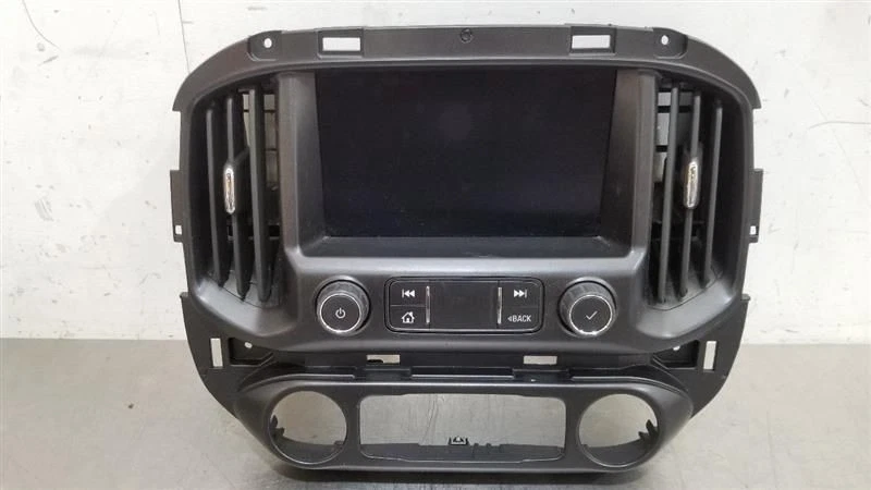 2018-2022 Chevy Colorado 8" Display Screen Radio Control Panel Used OEM - Image 2 of 4