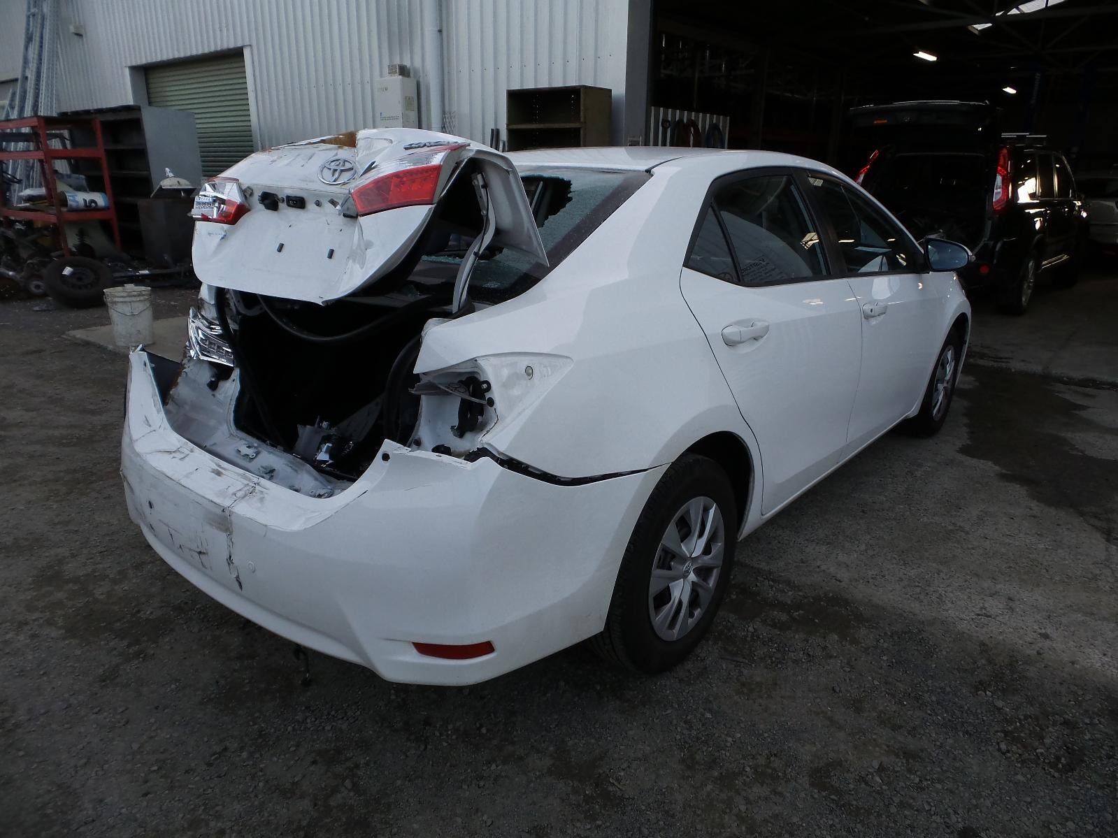 2016 Toyota Corolla CALIPER RIGHT RHS RH FRONT ZRE172R SEDAN 12/13-06/19 1415161718 image 9