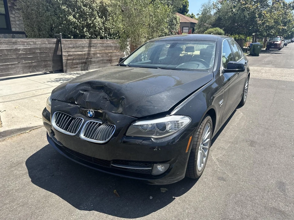 二手车顶面板玻璃 适合:2011 Bmw 535I A 级 — 第 3/4 张图片