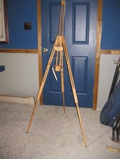 Wooden Tripod Easel Adjustable Field/Display Stand 34" Closed